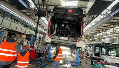 Léo à la découverte des coulisses de Synchro Bus